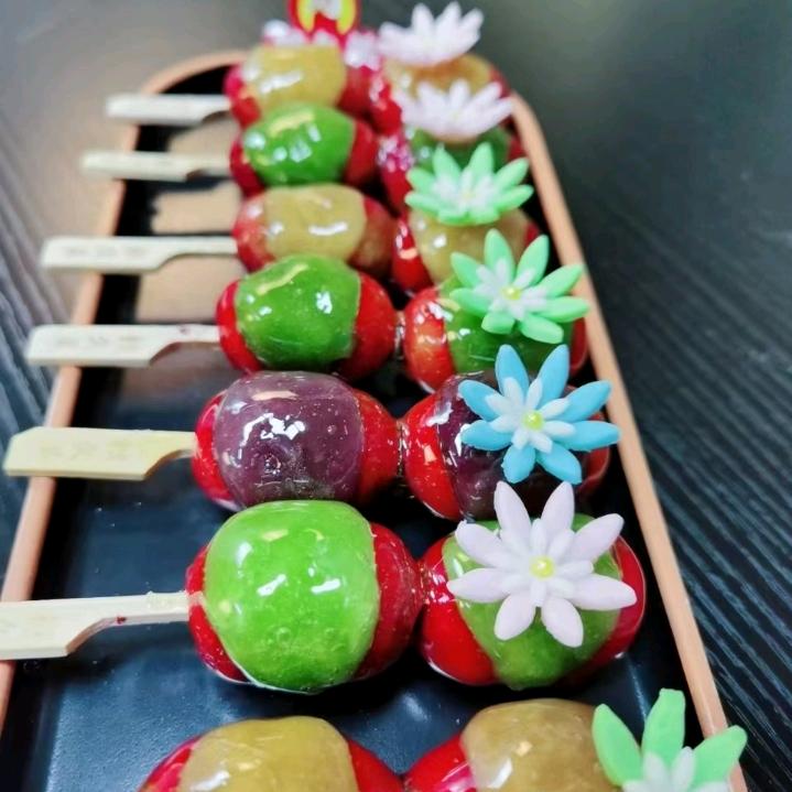 糖福冰糖葫芦，特色卷凉皮可教学。