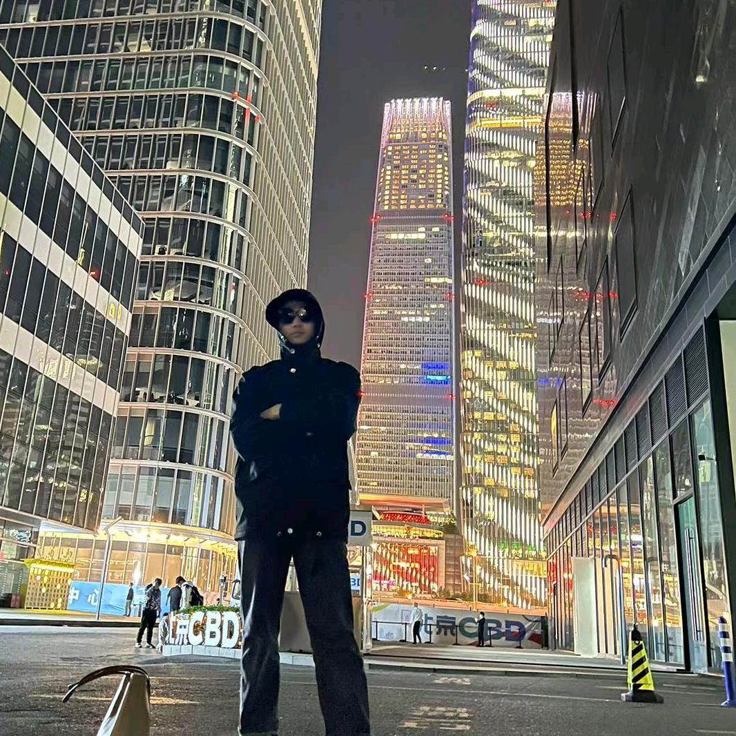 AAA建材批发老黄