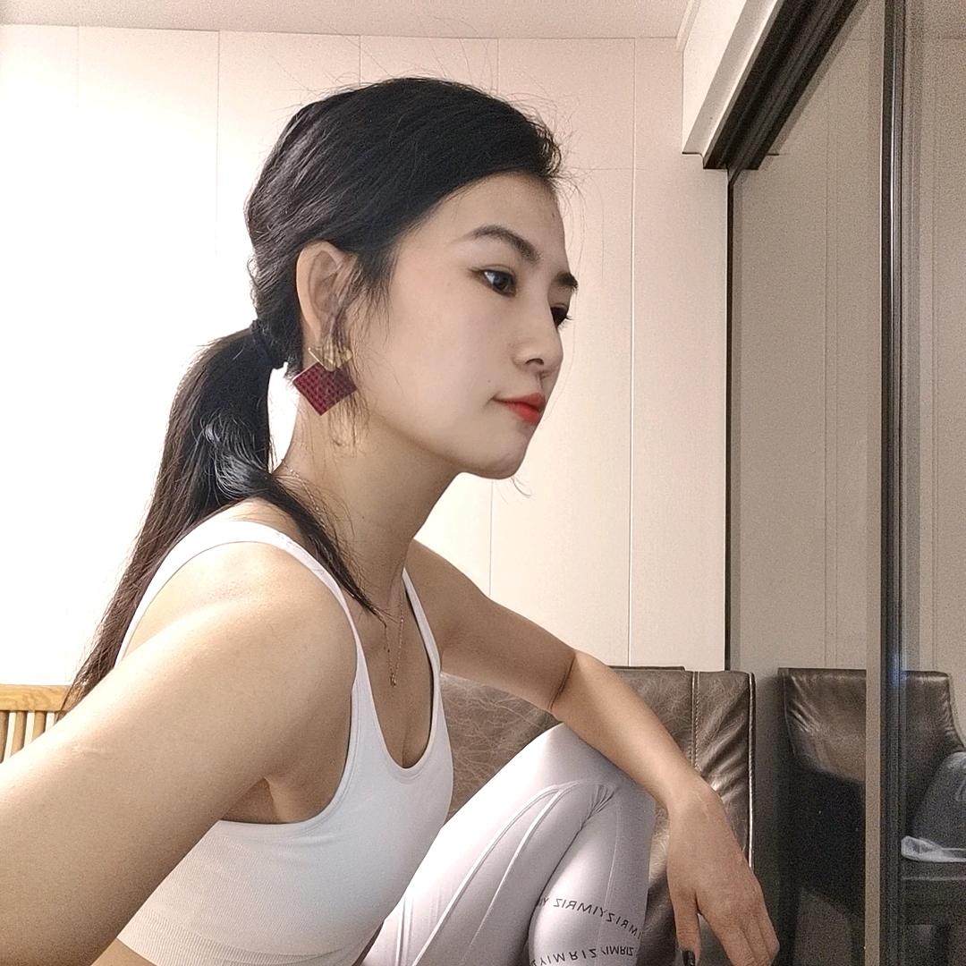 Ava 南汐