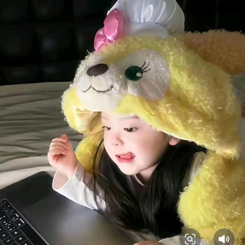 @•̩̩̩̩ᯅ•̩̩̩̩: -每天都好困