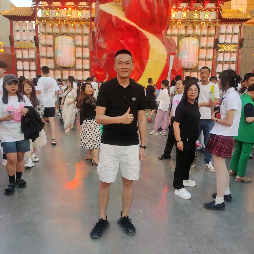 克斯顿时尚鞋业-韩龙