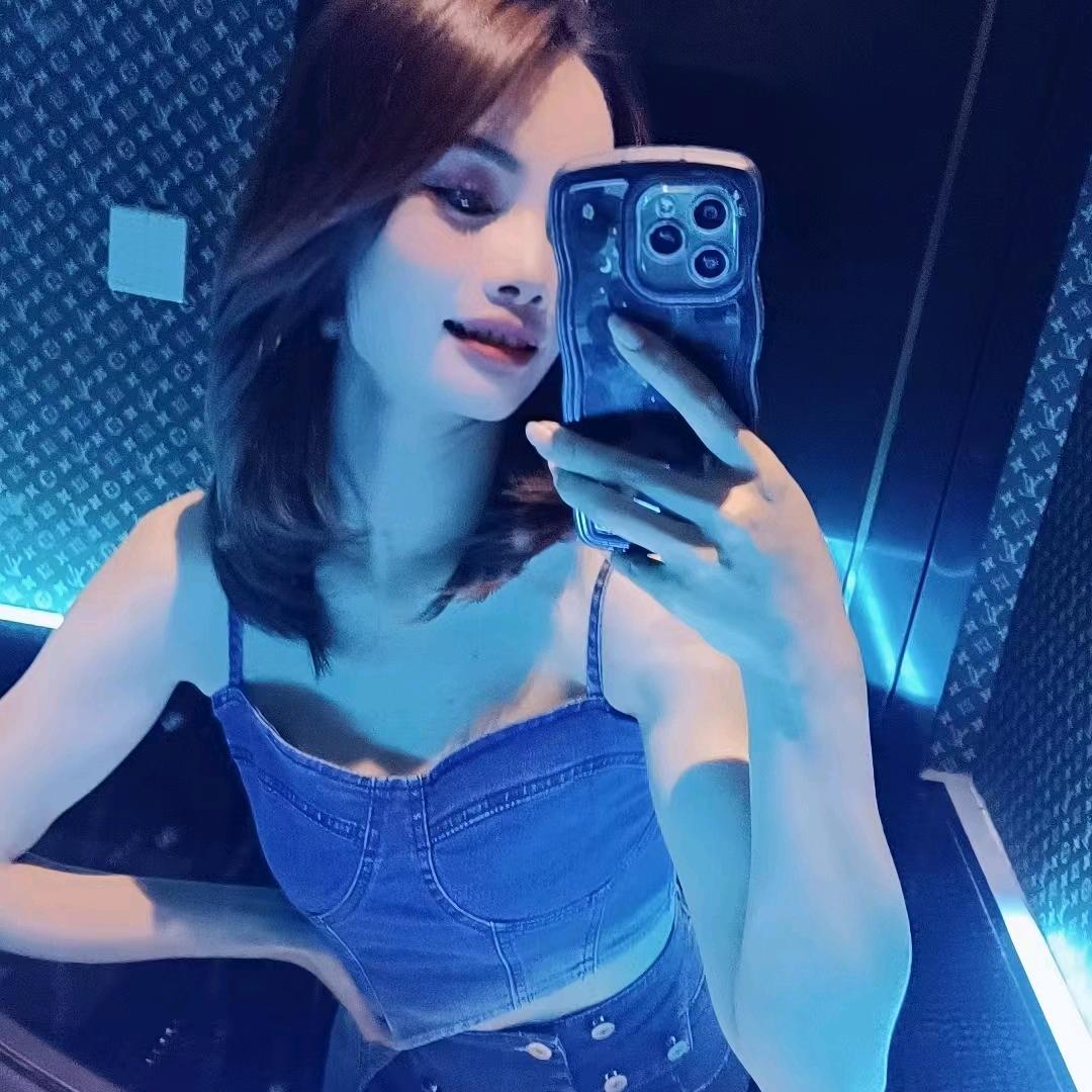 媱媱🌸