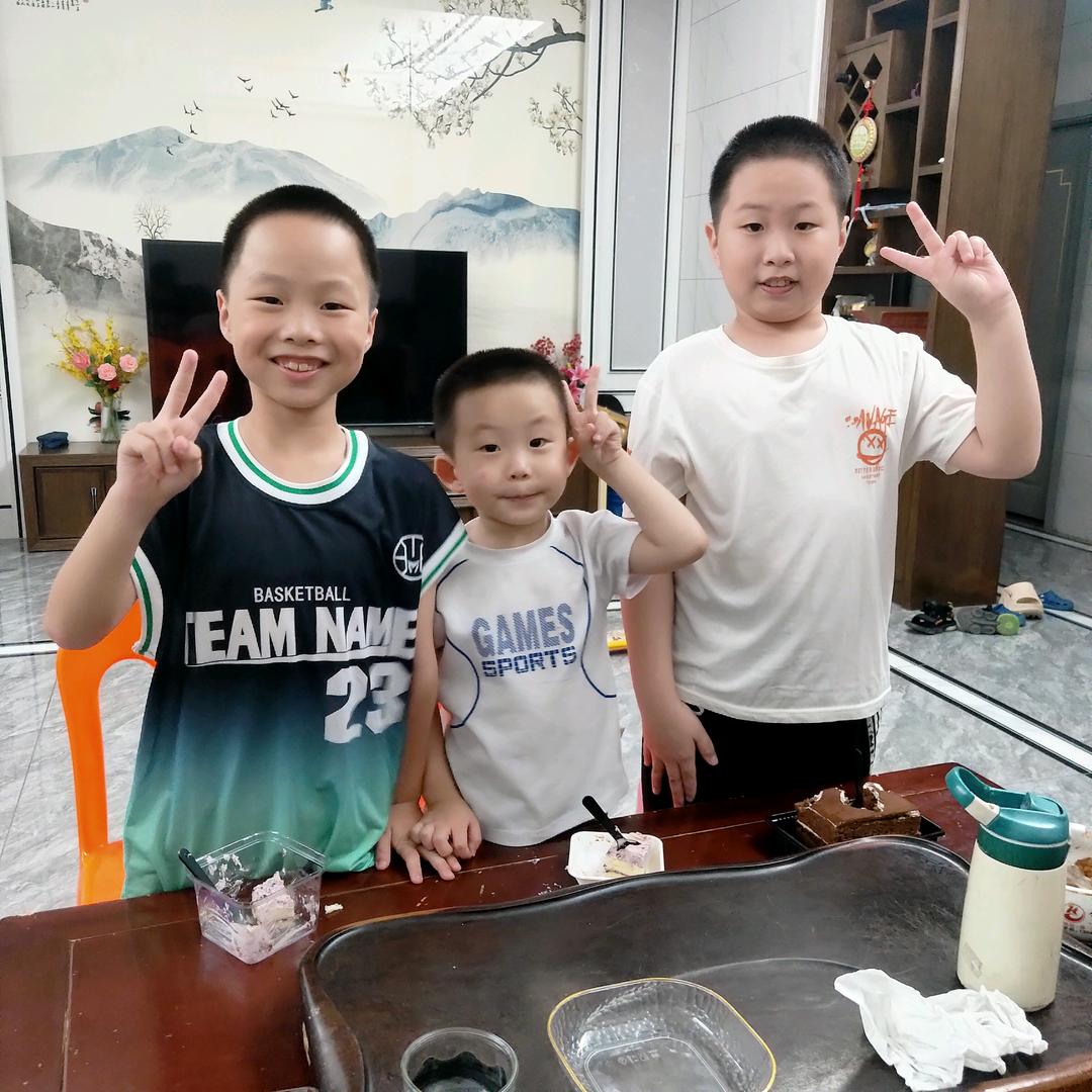 @小君来了_玉米