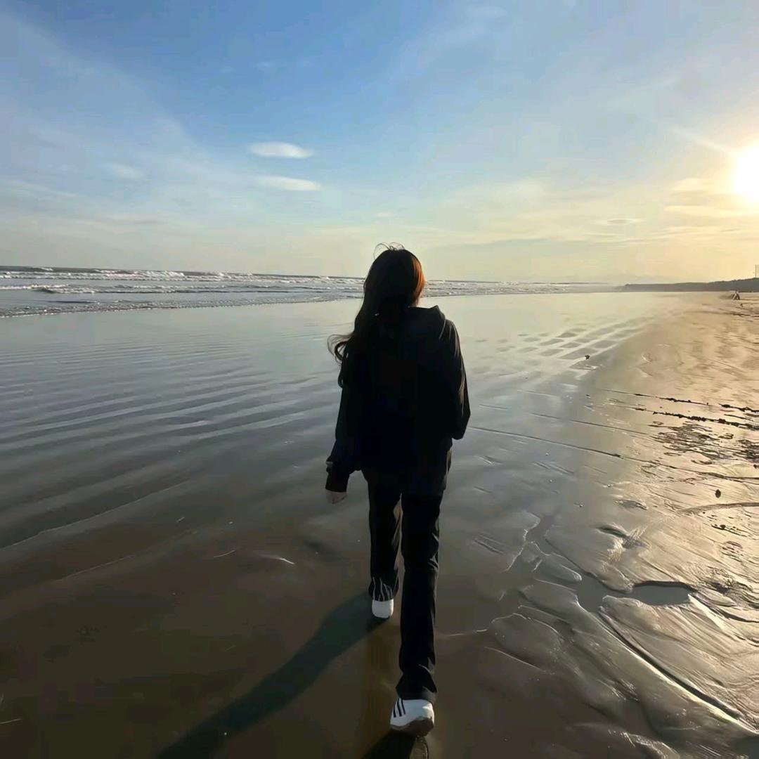 紜恹.（见过齐徊版）