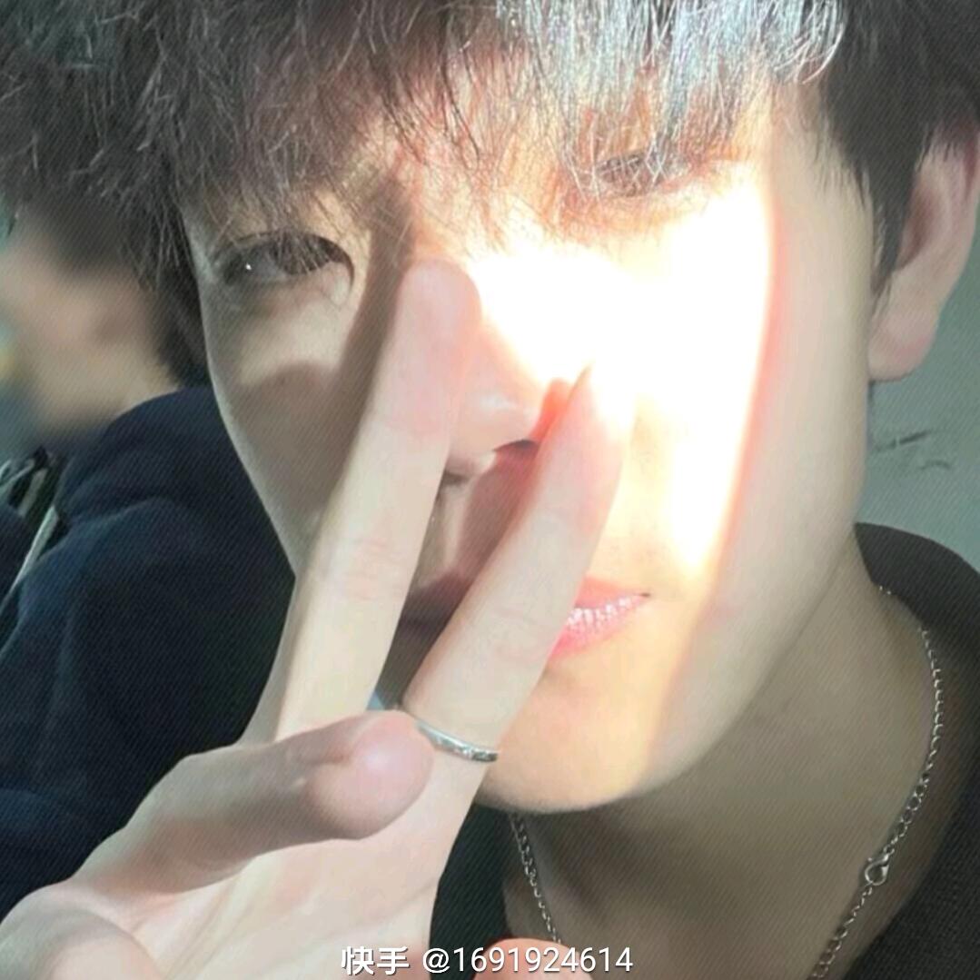 不想做听音练耳了呀（YM乐队吉他手）