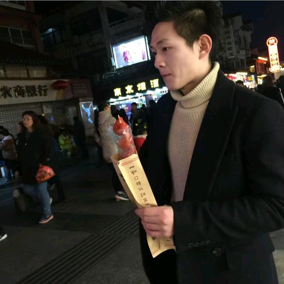 灯泡💡