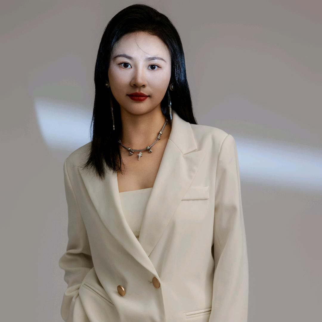 华域. 玛莎女王—欧阳清