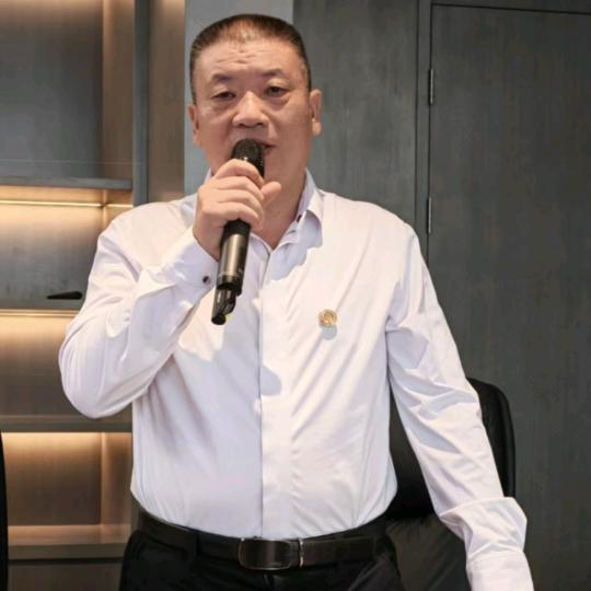 新零售新恩昆明团队郑水生