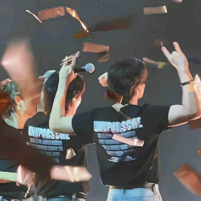 爱bbb的星星（限流中）