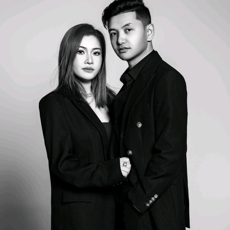 婉爱婚纱摄影