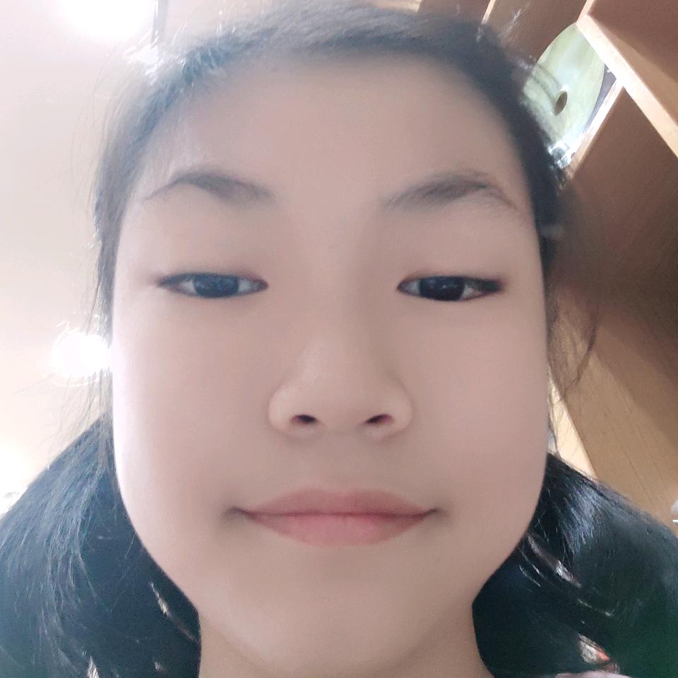 小煊🤗头像
