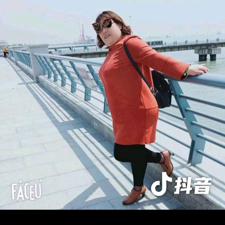 云格格🇨🇳🐕🦜