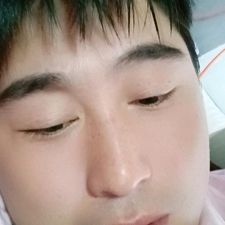 小阿伟