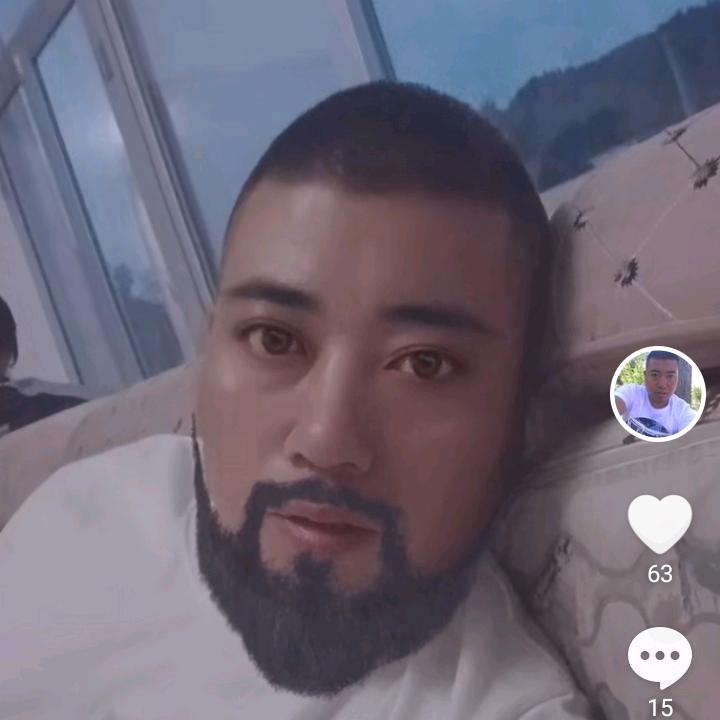 刘