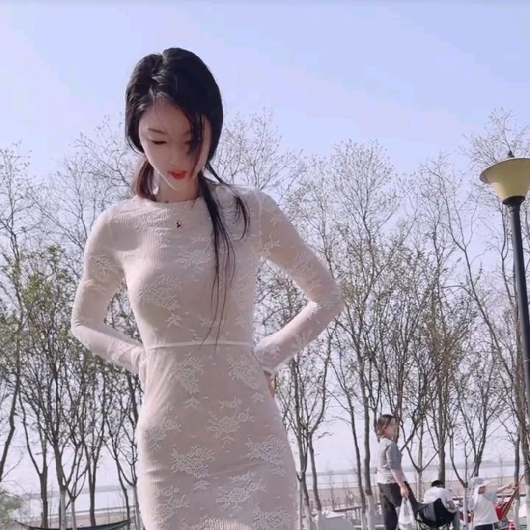 亦娜是个小奶牛