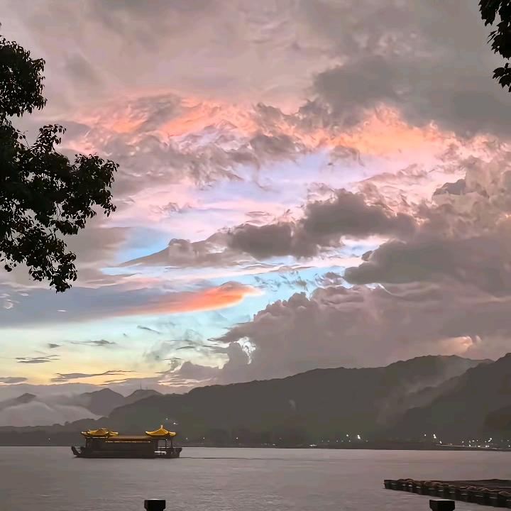 铭儿
