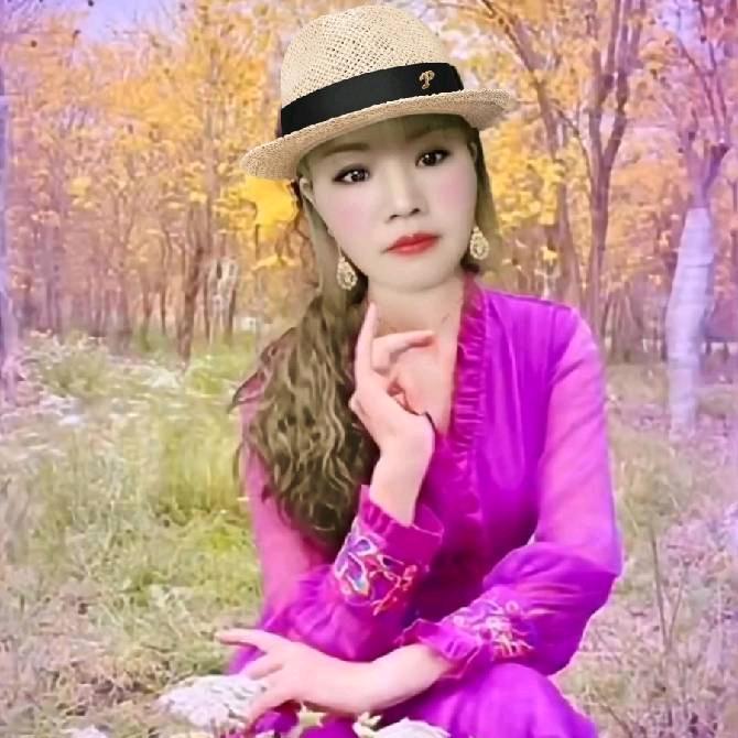 【蓝丽】