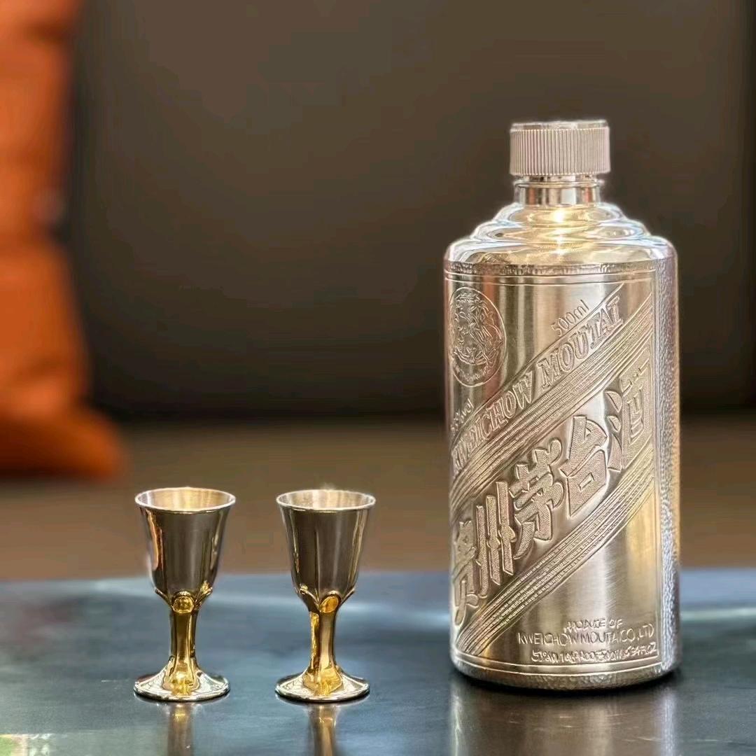 酱酒搬运工-阿端