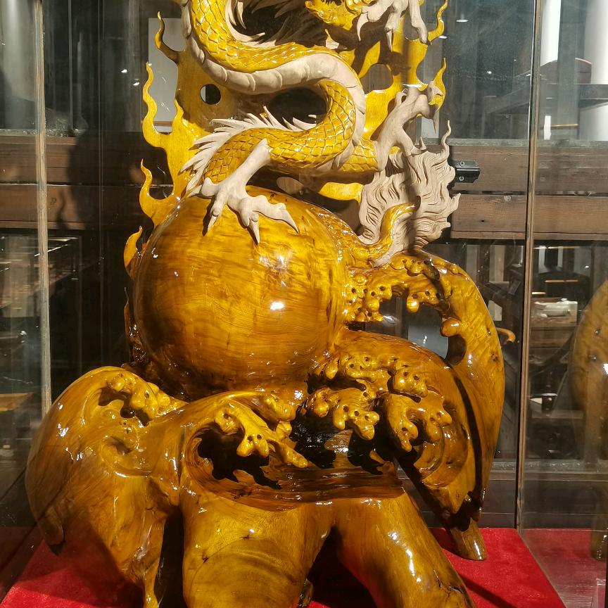 鸿祥