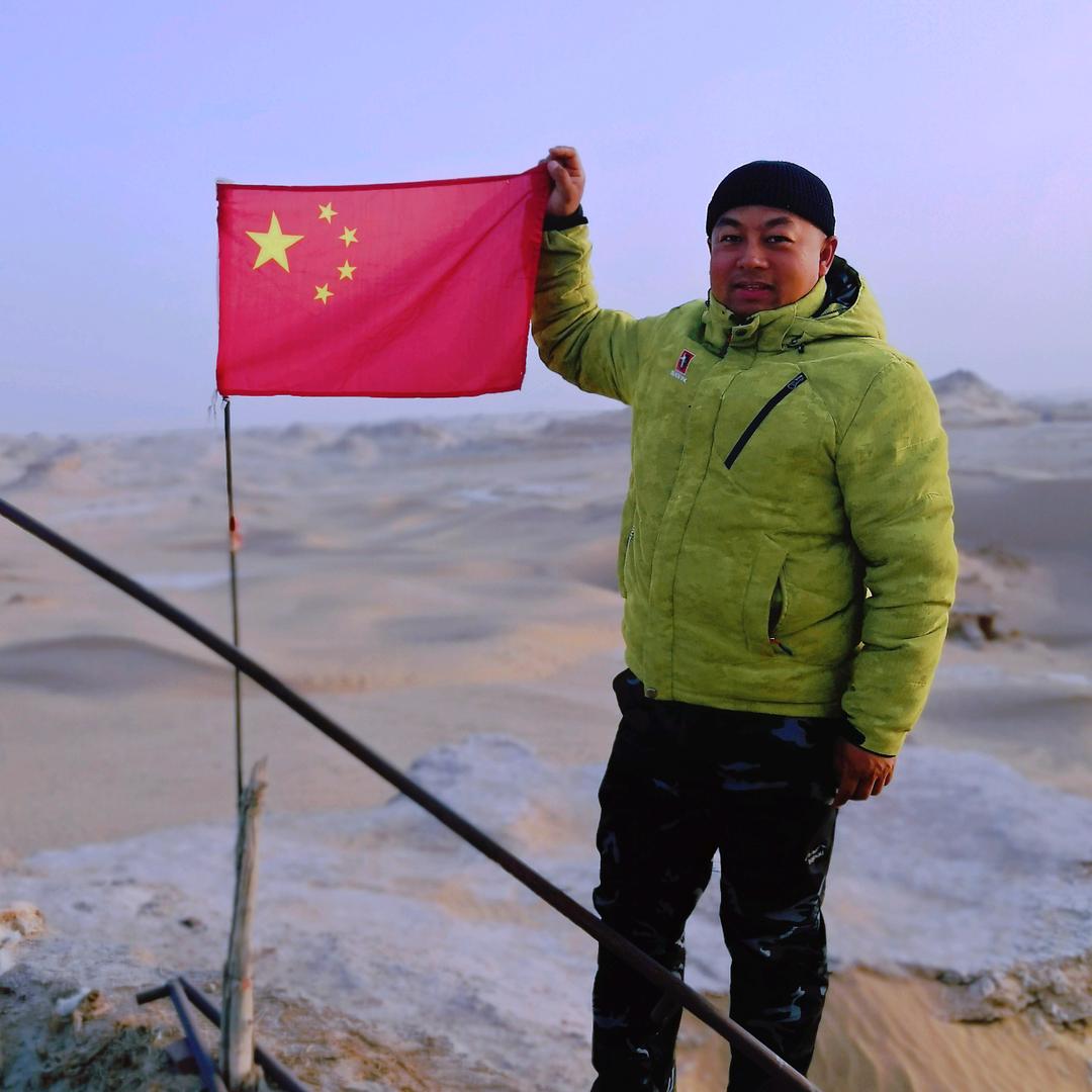 修文物的男人