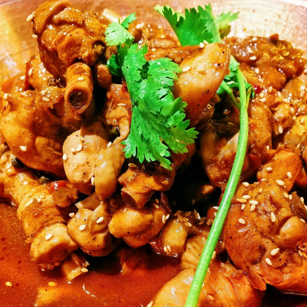 创新土鸡煲小许