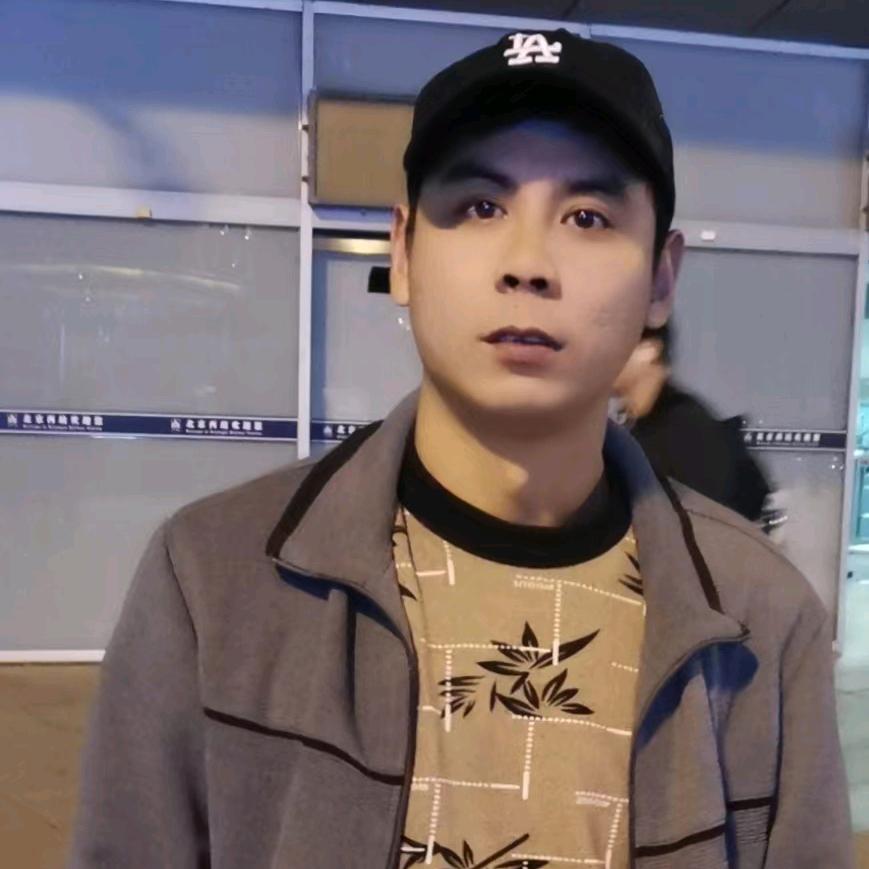 ♀（忘字心中绕^0^前缘书勾消）♂