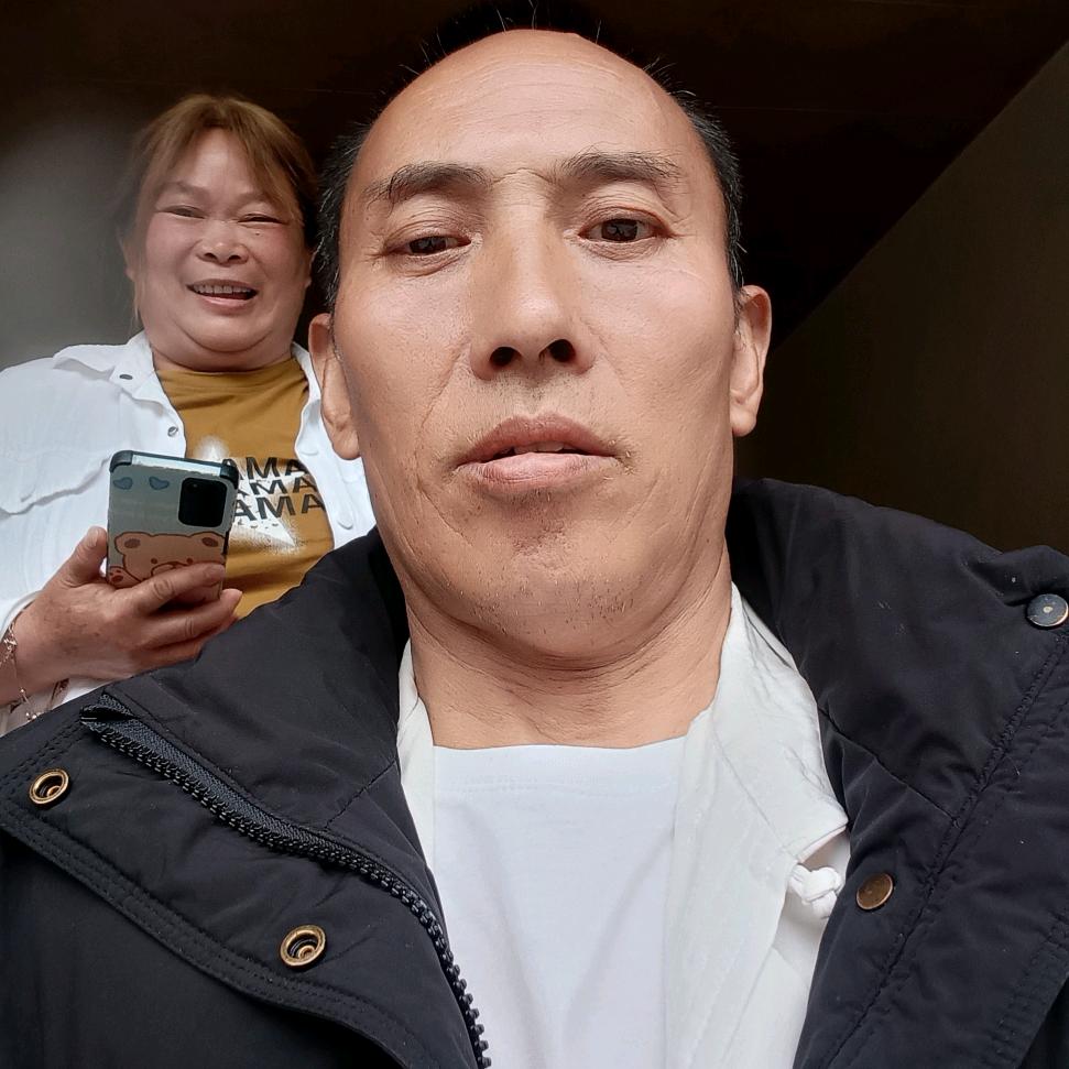 周兴章