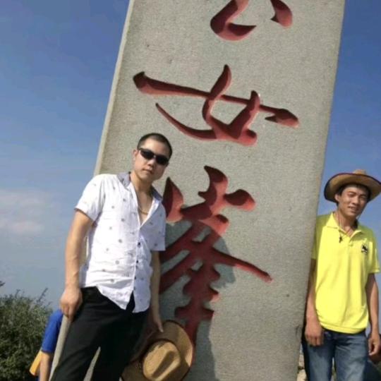 dong董先生