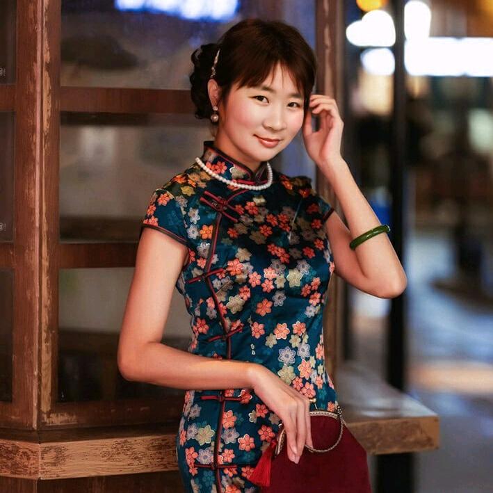 梅梅🌹🌹每晚8点半开播，欢迎进来聊天