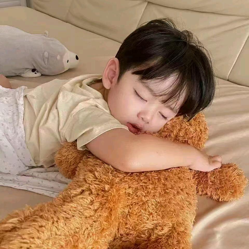洋洋.