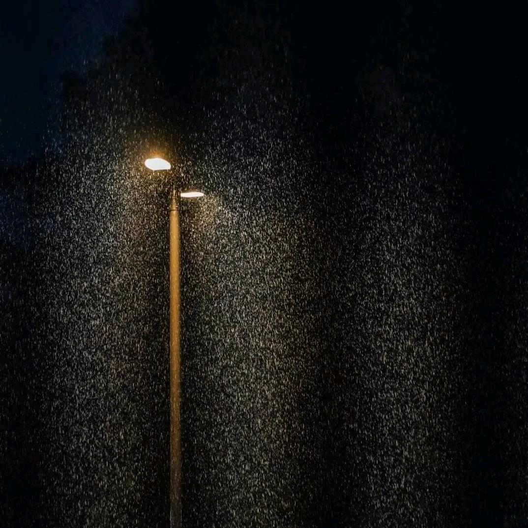 潮曼路雅宝宏女装专卖店