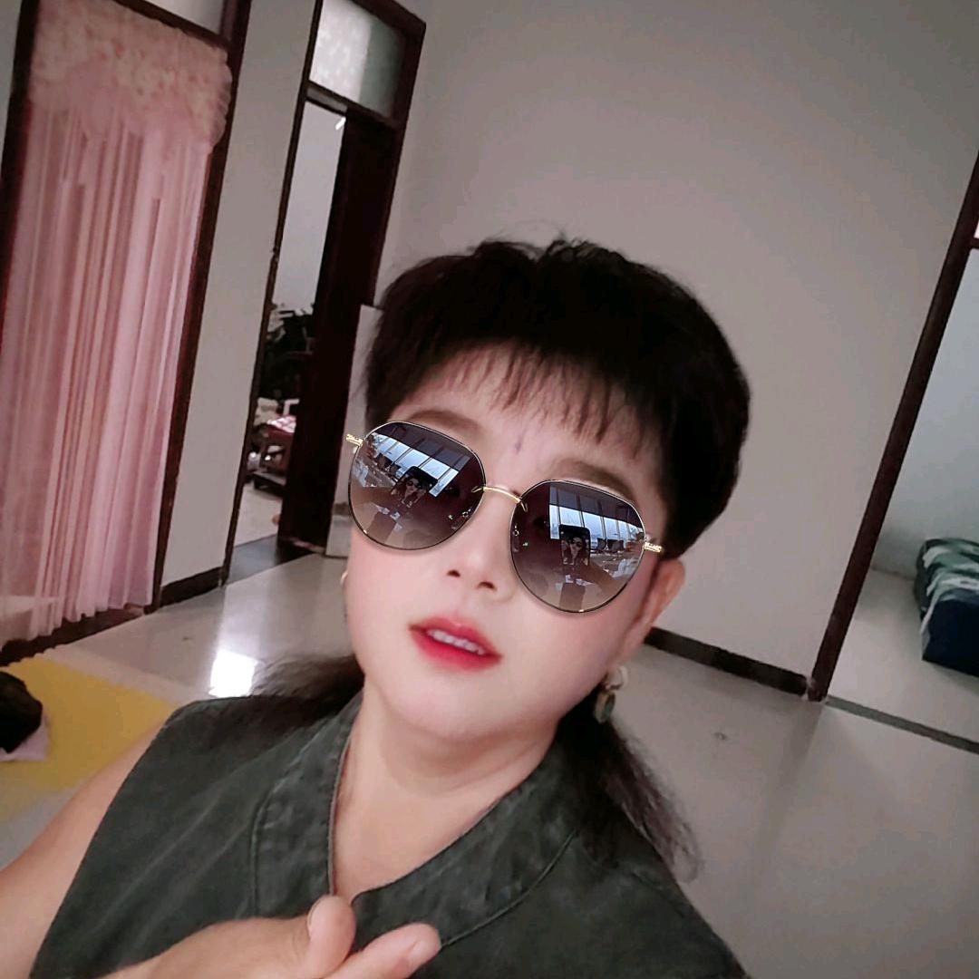 假小子