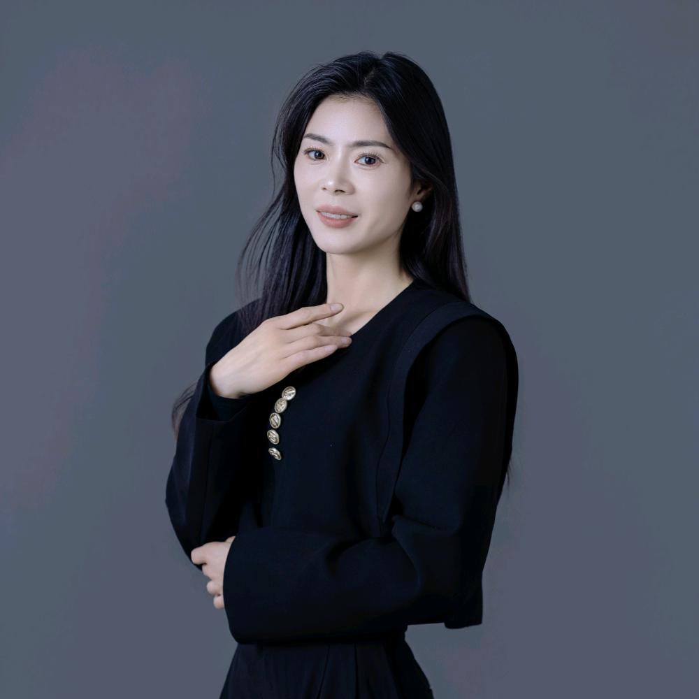 M艾慕婚纱礼服冰语