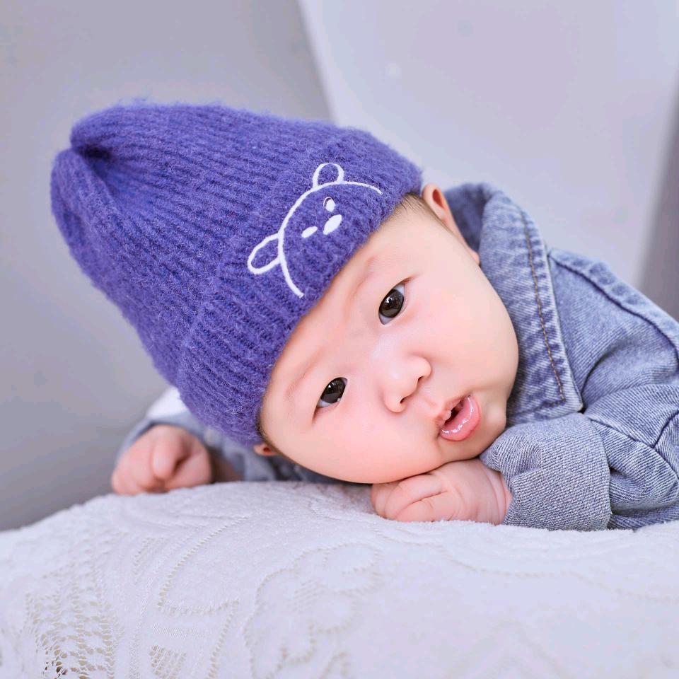 芃芃（苗壮成长）