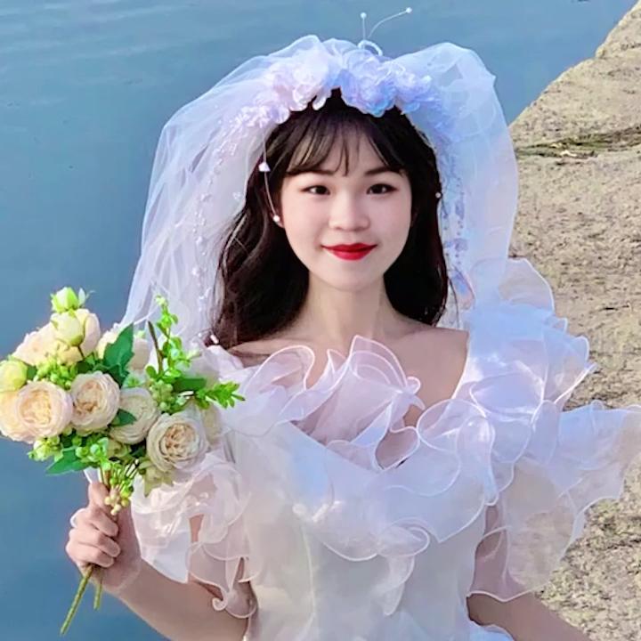 芸芸呀☁️
