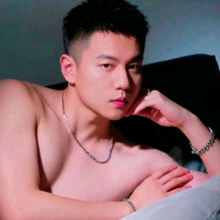 小亮亮