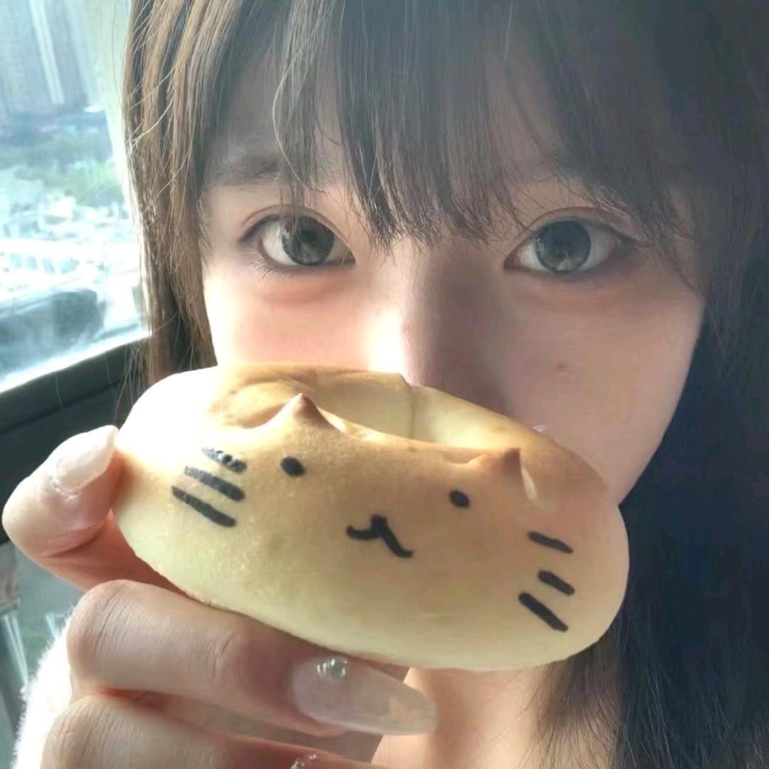 玫瑰花香拿铁