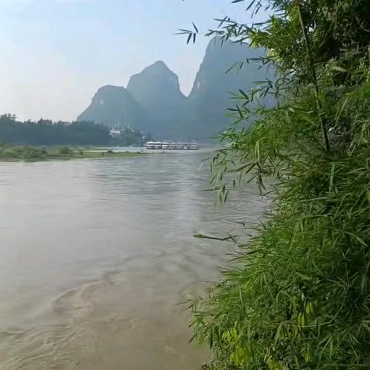 平平淡淡