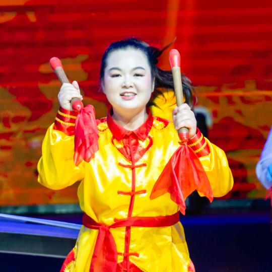 花鼓山鼓舞团