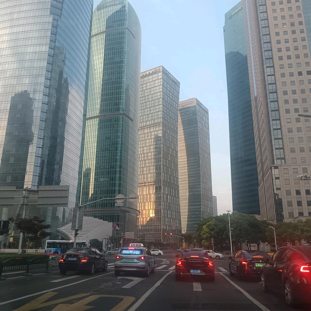 志鸿