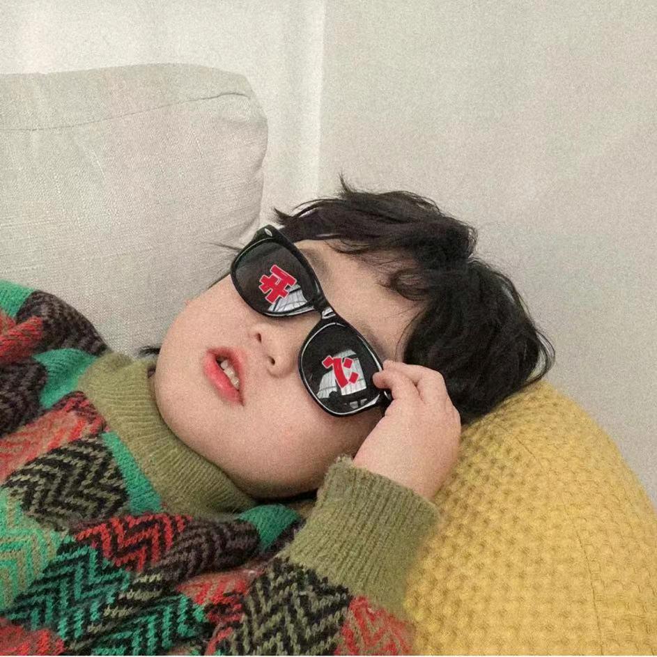 害羞男孩👦