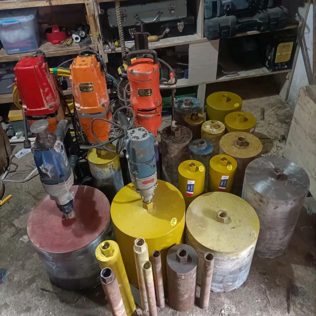 〈奋斗〉开心的小马电匠