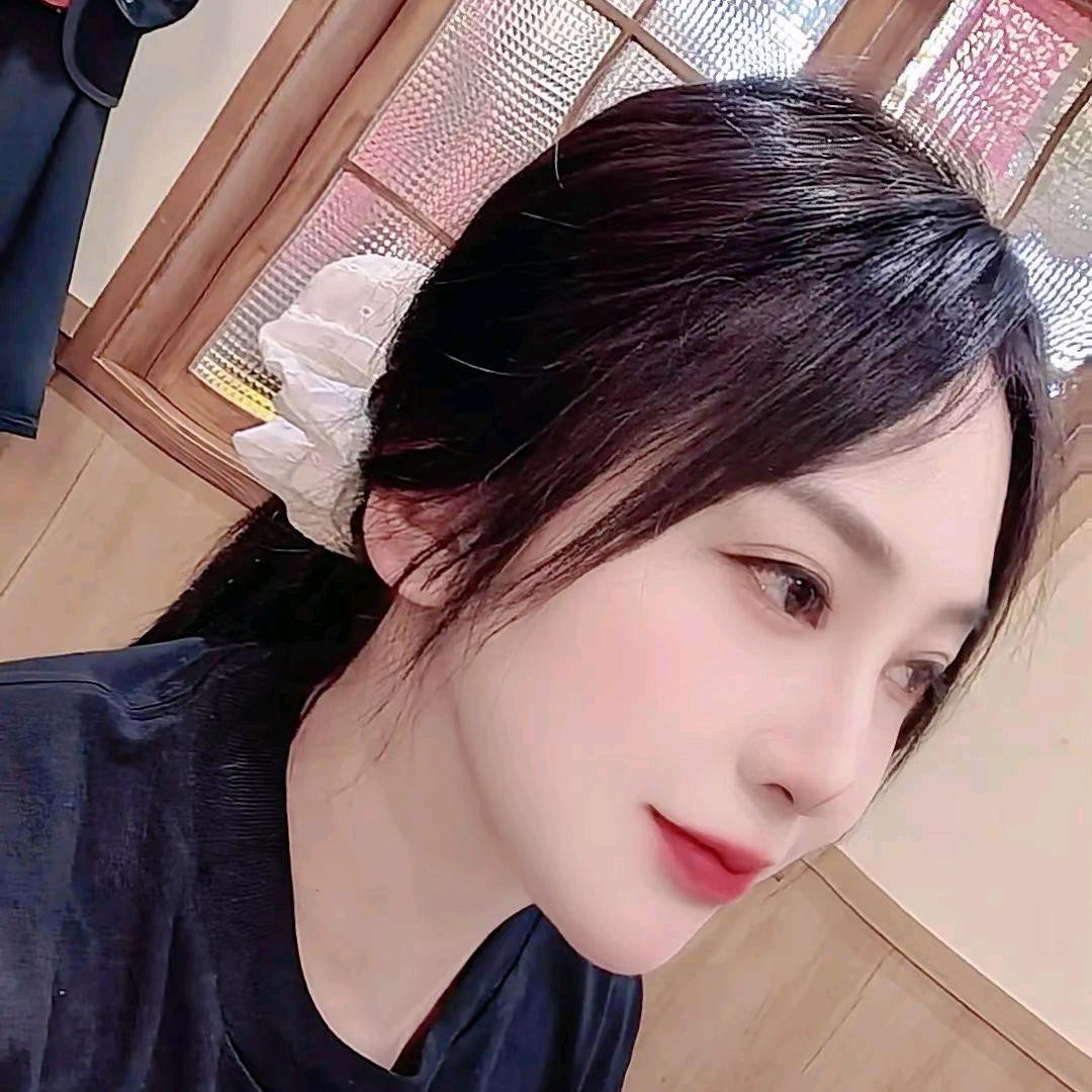 崔崔的女装店