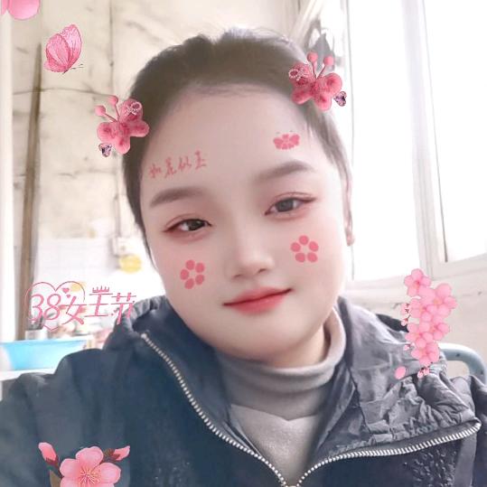 浅浅一笑