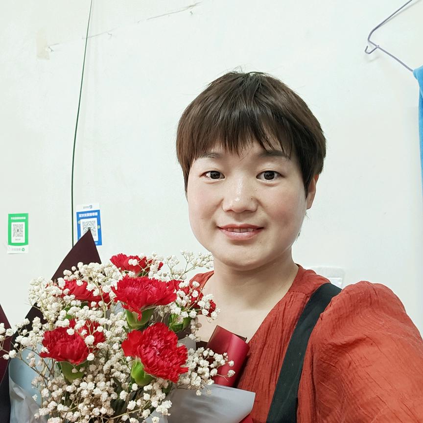 卖鸡鱼活虾的王翠花