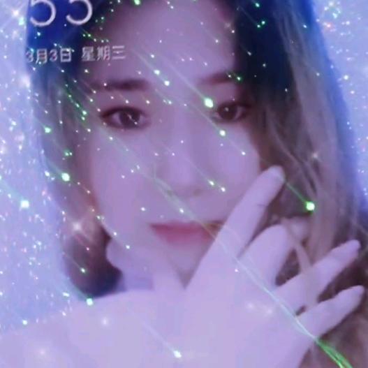 爱赖床的菇凉