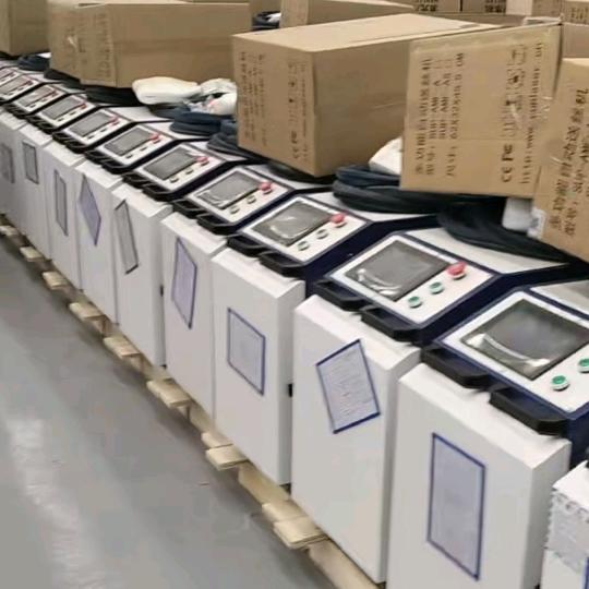超星数控激光手持焊接机