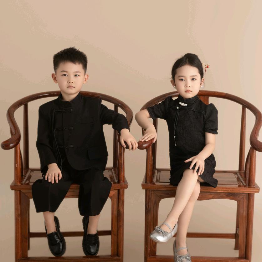 龙凤兄妹争气洋气