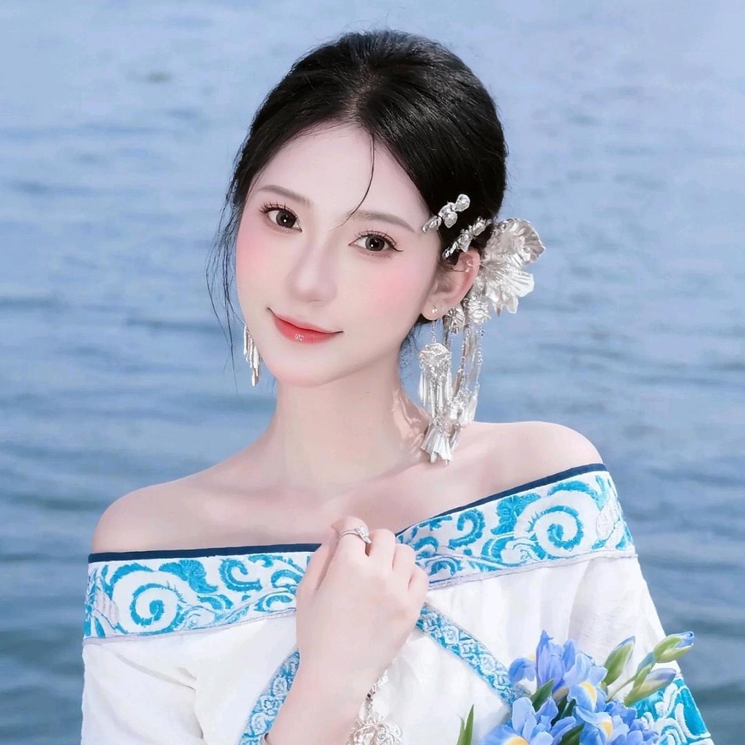 龙雯雯.🌟