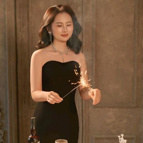 在菏泽经营电器16年的小祝